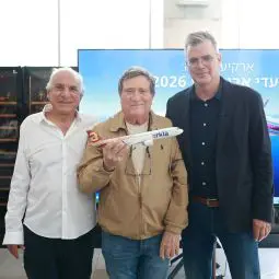 ALFA 775 - ביזנס באזז: מהוקרה לאייקונים תרבותיים ועד להישגים בינלאומיים ויוזמות חברתיות.